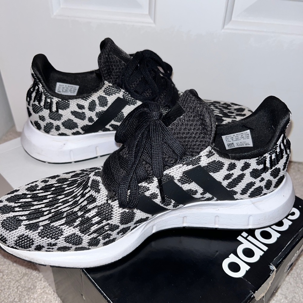 Adidas Swift Run Sneakers - Picture 2 of 2